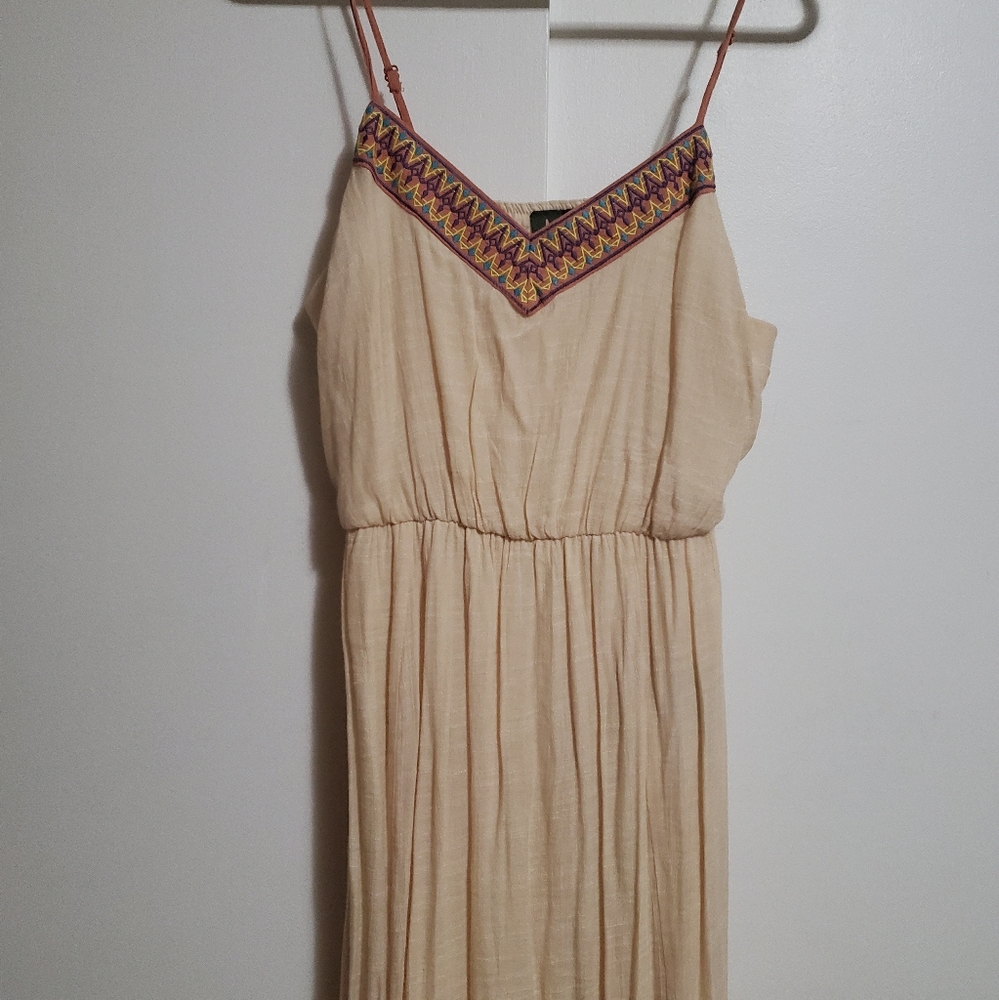 Boutique maxi with embroidered v neck